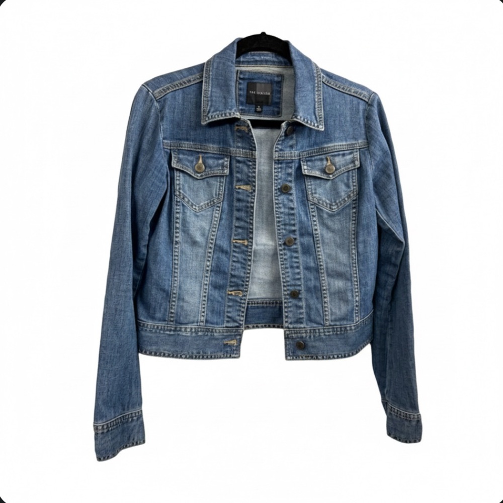 The Limited Classic Trucker Style Blue Jean Crop Jacket